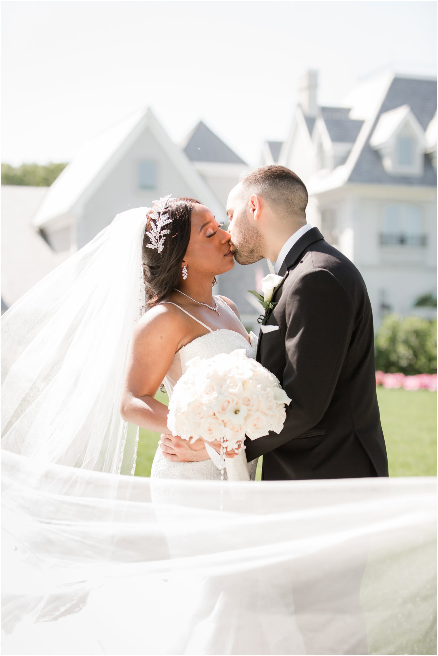 Romantic veil photo at Park Chateau Estate