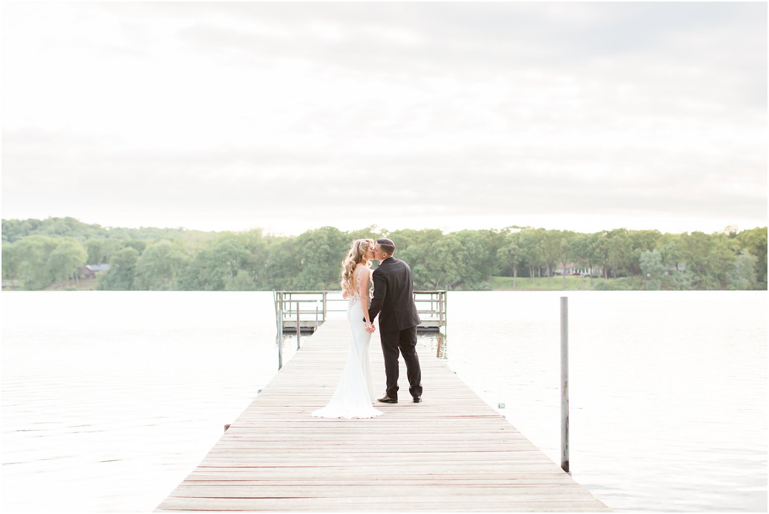 documentary wedding portrait at Indian Trail Club in Franklin Lakes, NJ