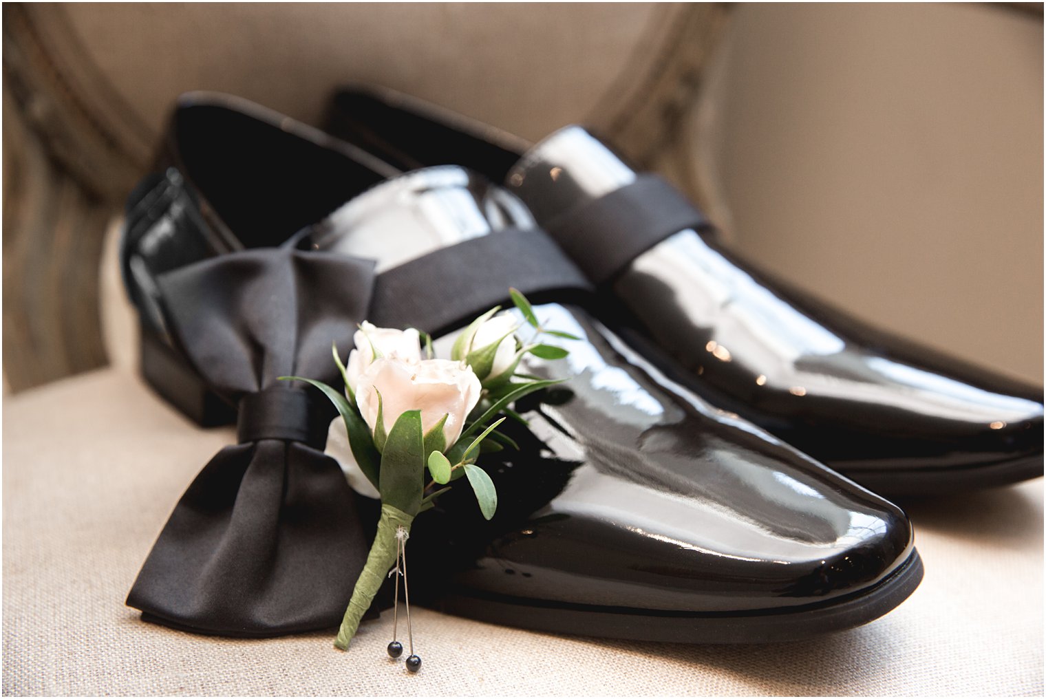 Boutonniere and shoes by Park Chateau Estate