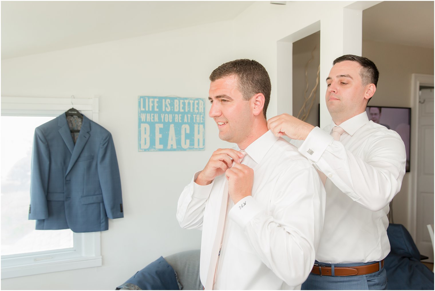 NJ wedding day prep photographed by Idalia Photography