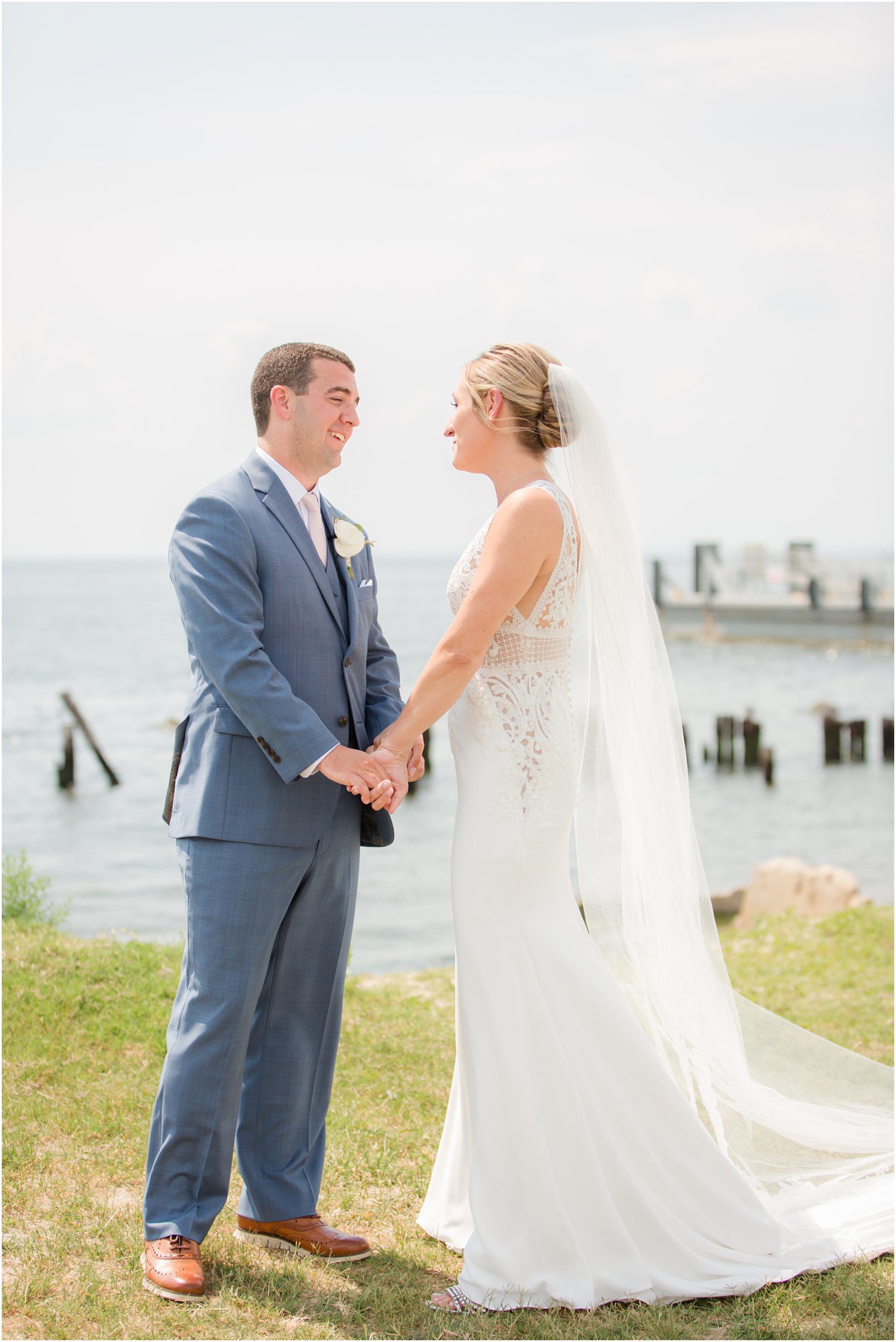 Sandy Hook Chapel wedding day photographed by New Jersey photographer Idalia Photography