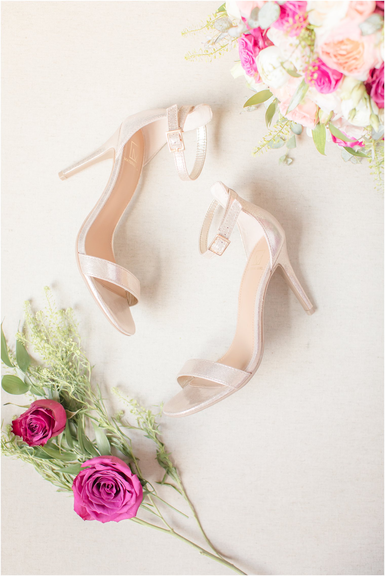 Rose gold wedding shoes | Stone House at Stirling Ridge Wedding Photography by Idalia Photography