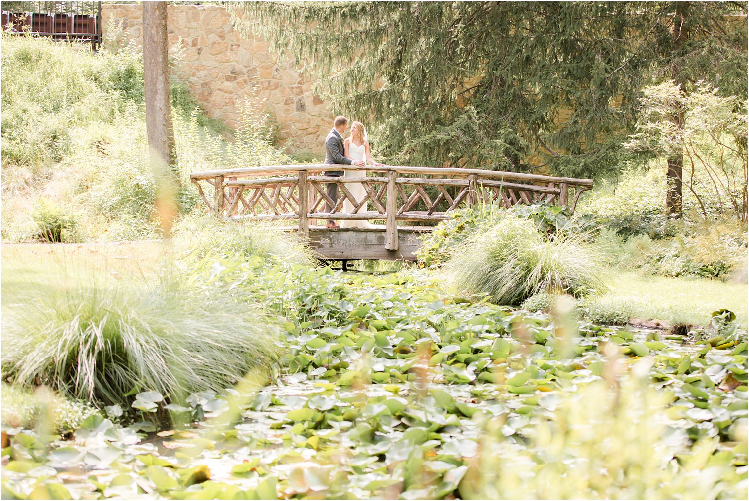 Wedding photos at Leonard J. Buck Garden