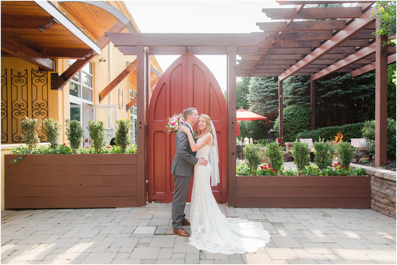 Bride and groom photo at Stone House at Stirling Ridge in Warren, NJ