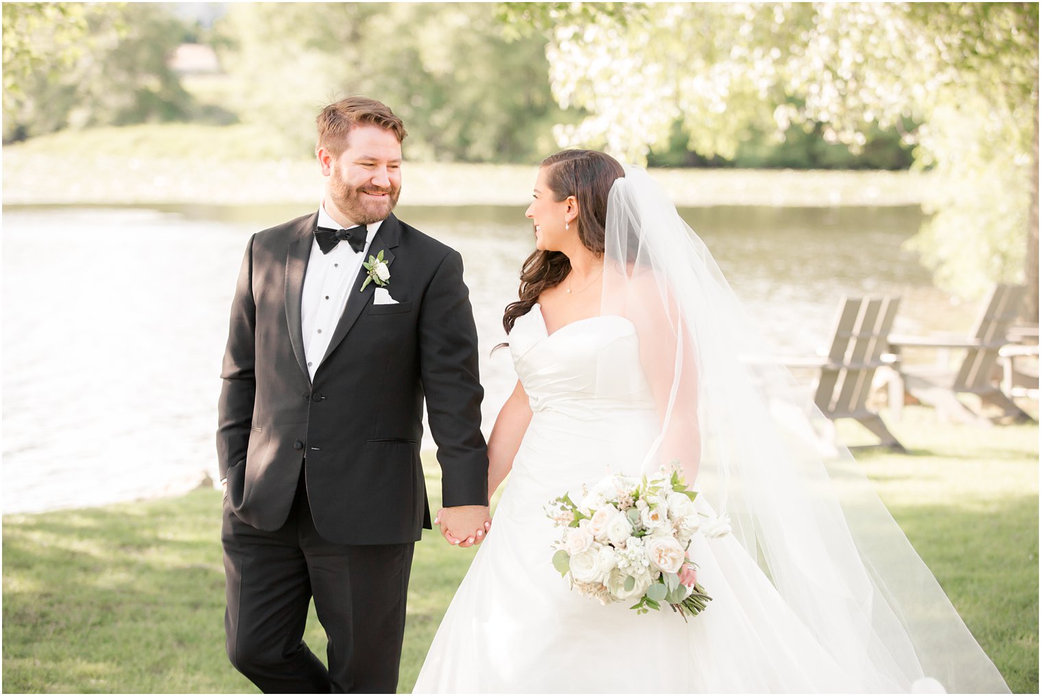 Candid wedding photos at Indian Trail Club 