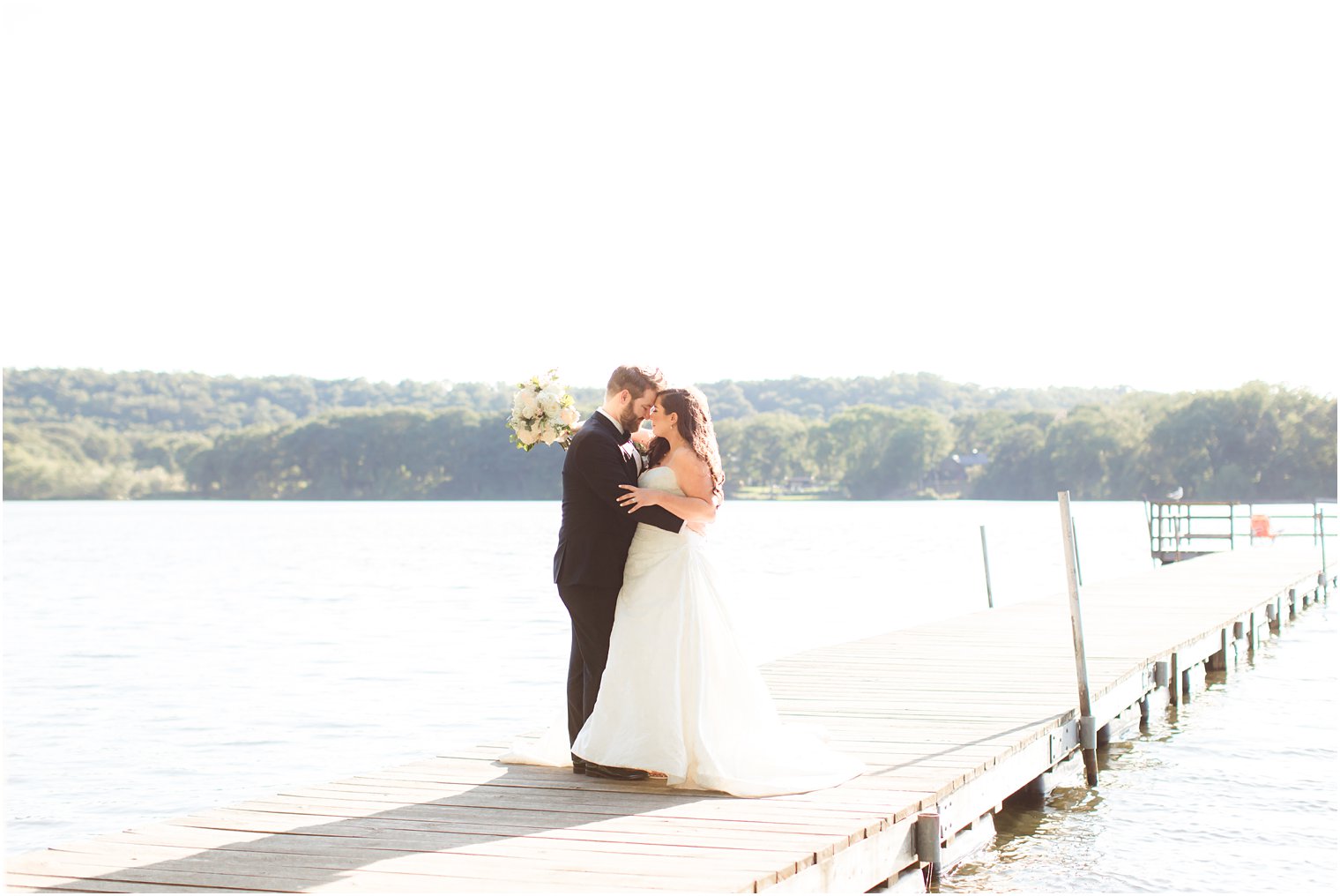 Romantic wedding photos at Indian Trail Club 