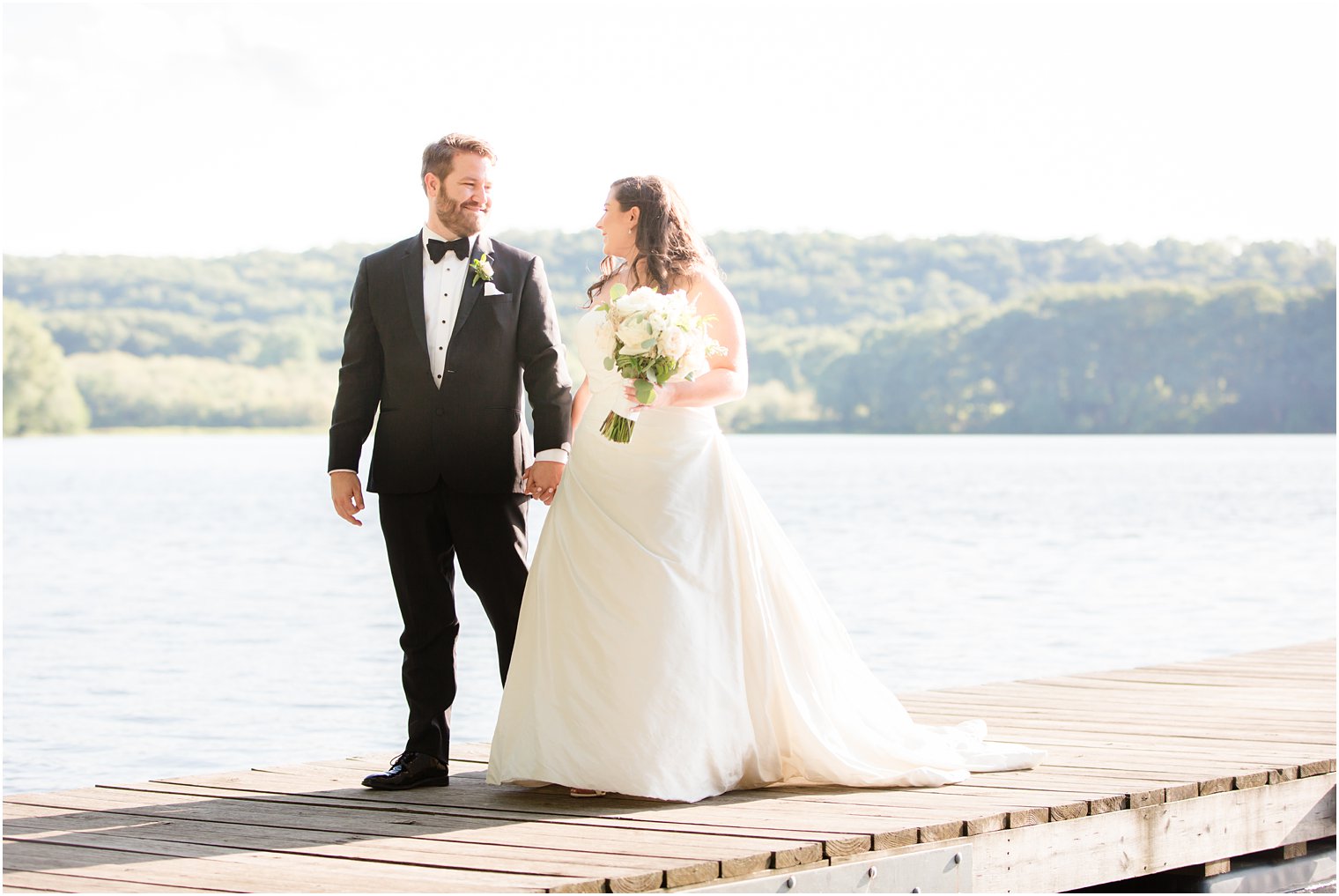 Romantic wedding photos at Indian Trail Club 