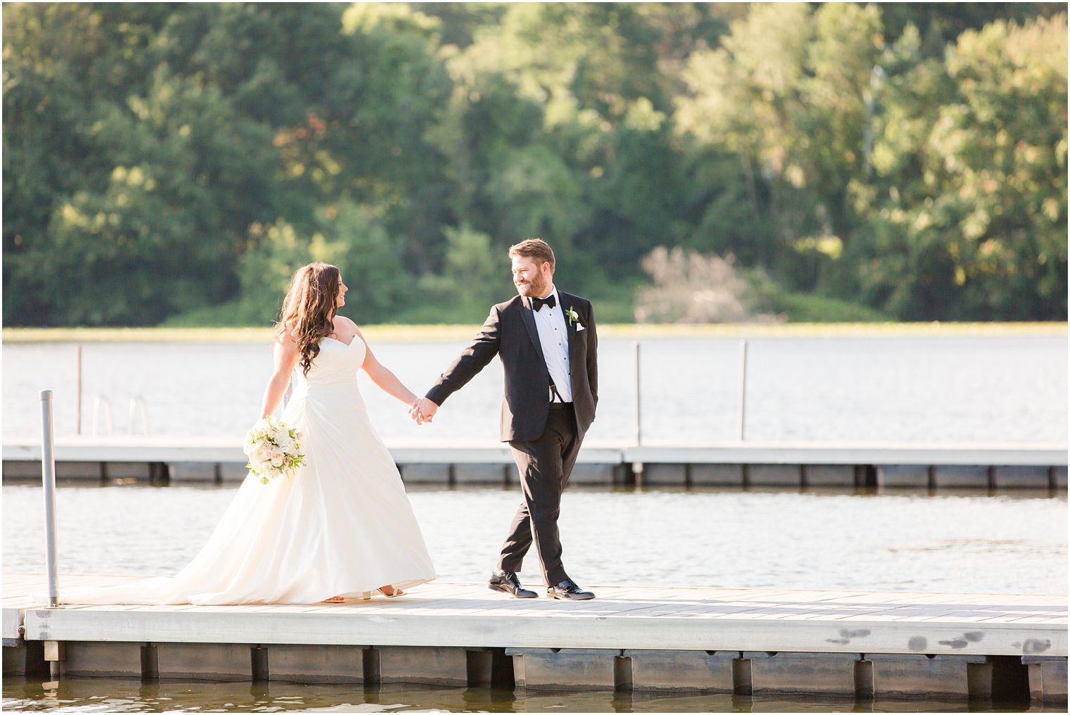 Romantic wedding photos at Indian Trail Club 