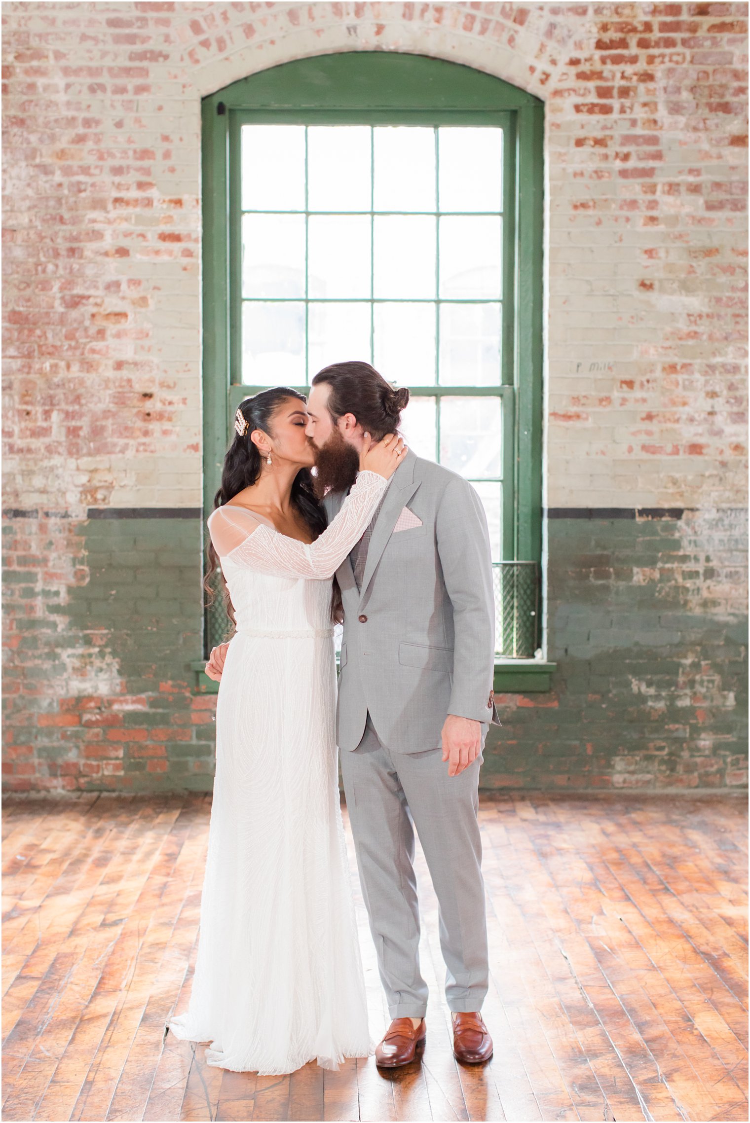 Romantic photo of bride and groom 