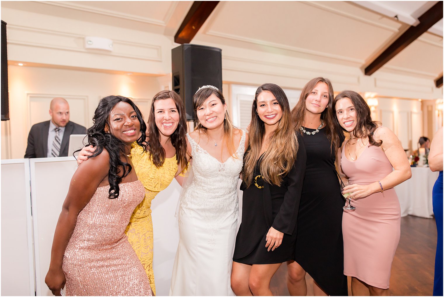 wedding reception photos by Idalia Photography at Lake Mohawk Country Club