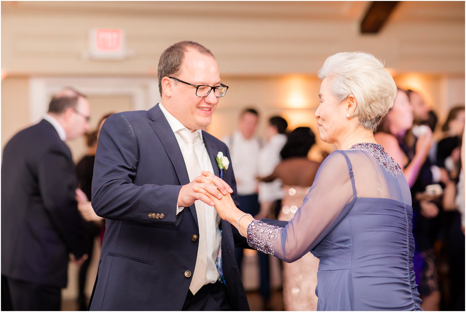 wedding reception dancing at Lake Mohawk Country Club