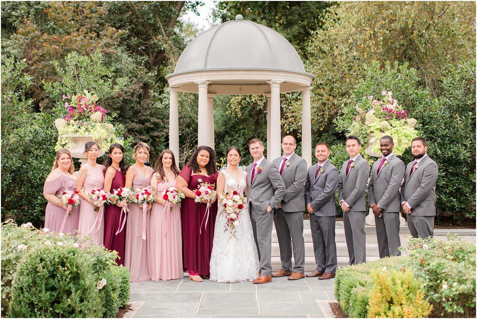 bridal party at Park Chateau Estate photographed by Idalia Photography