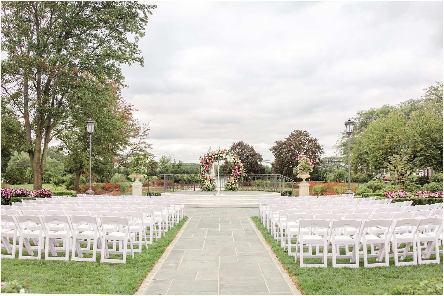 outdoor wedding ceremony for Park Chateau Estate with Idalia Photography