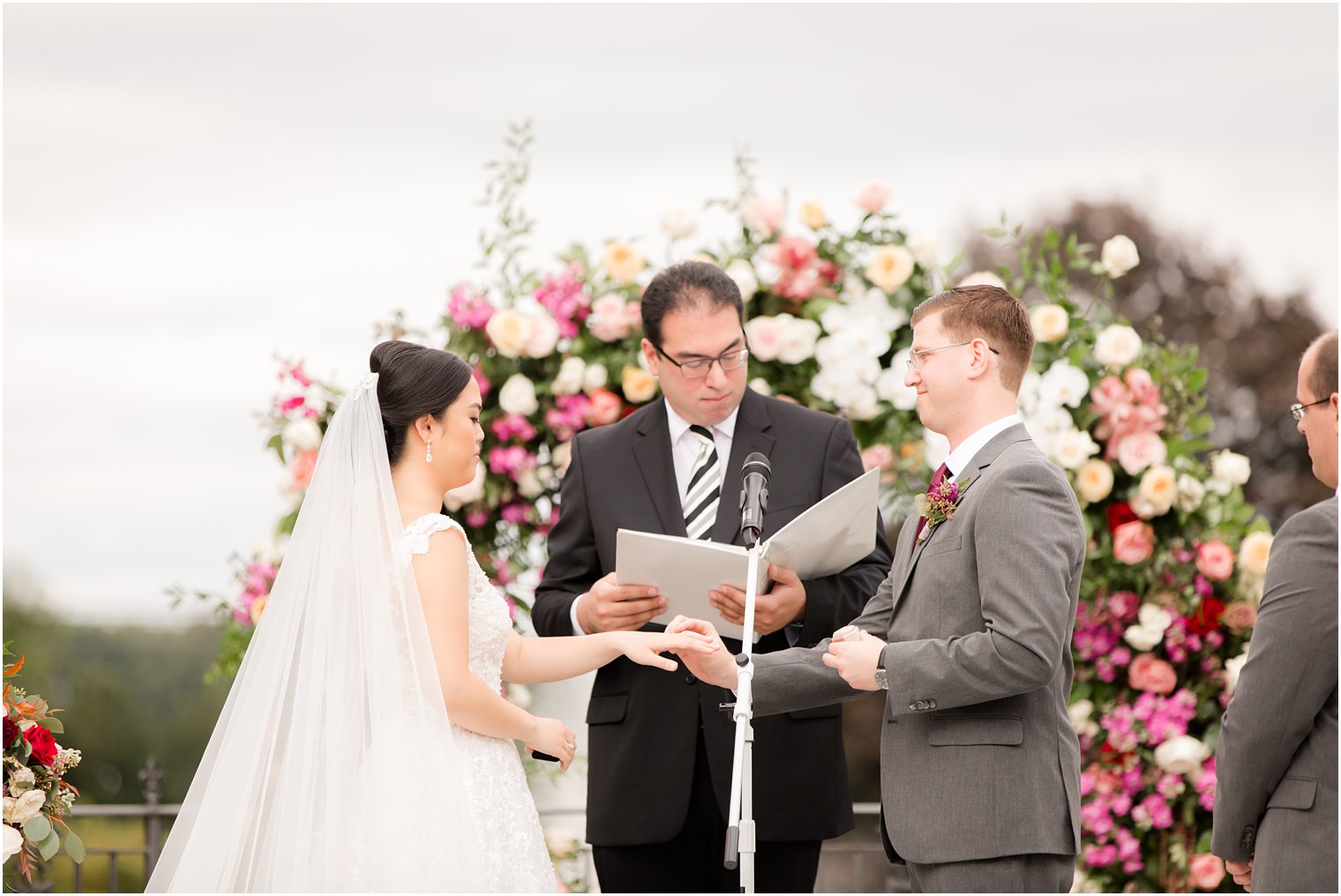 wedding ceremony at Park Chateau Estate photographed by Idalia Photography
