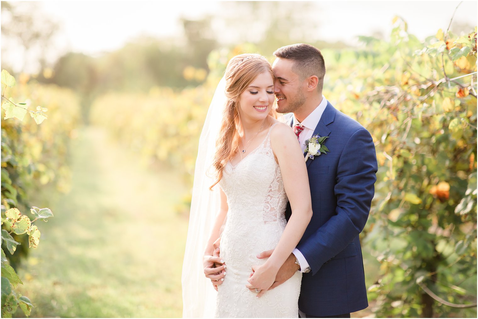 Romantic Laurita Winery wedding photos by Idalia Photography