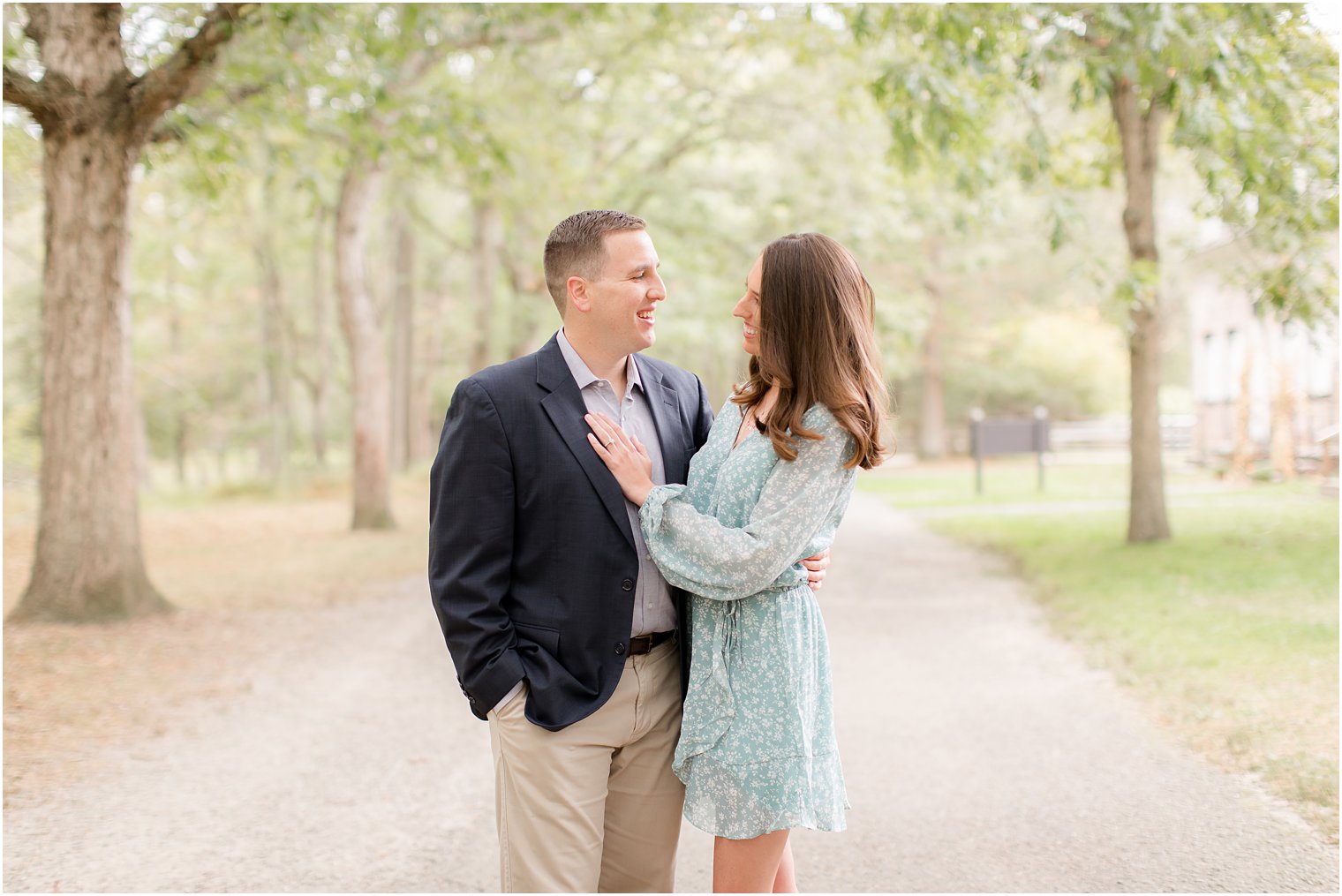 casual engagement portraits by Idalia Photography