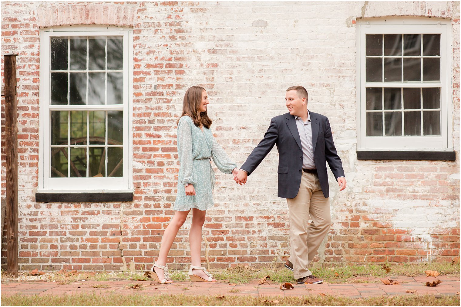 engagement photos with Idalia Photography