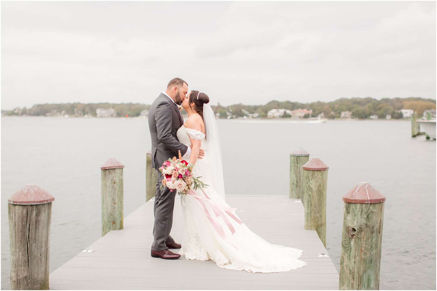 New Jersey wedding portraits in Point Pleasant with Idalia Photography