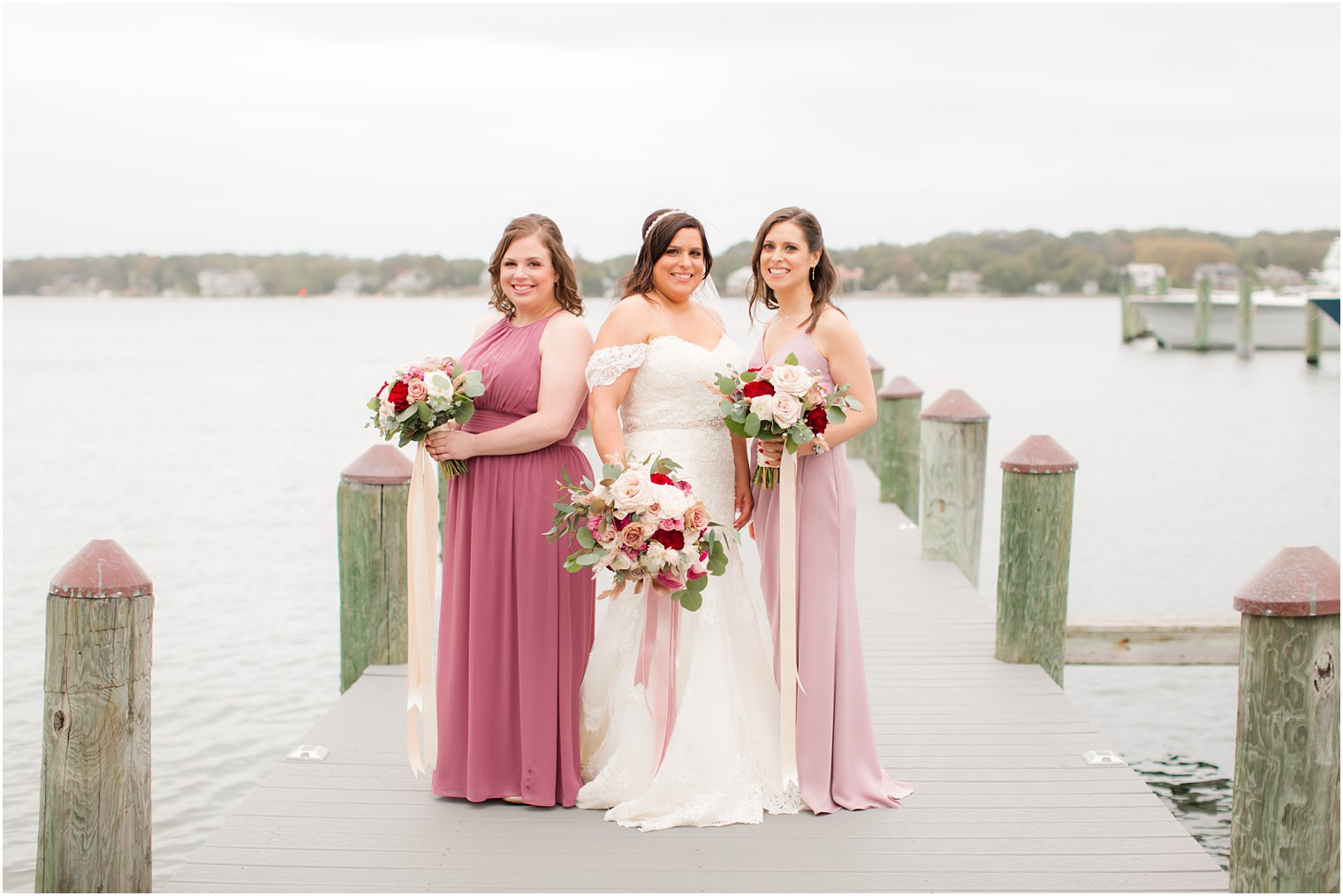 Clarks Landing Yacht Club wedding portraits with Idalia Photography