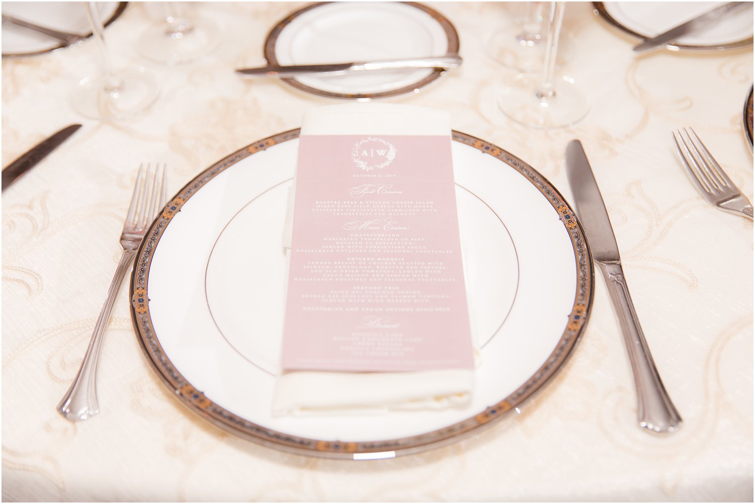 place setting for fall wedding photographed by Idalia Photography