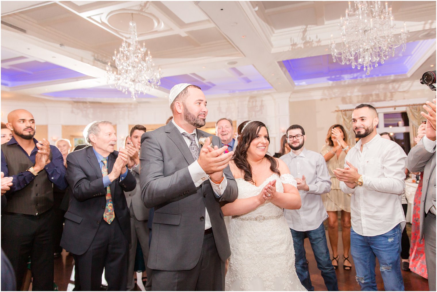 traditional reception dancing at Clarks Landing Yacht Club with Idalia Photography