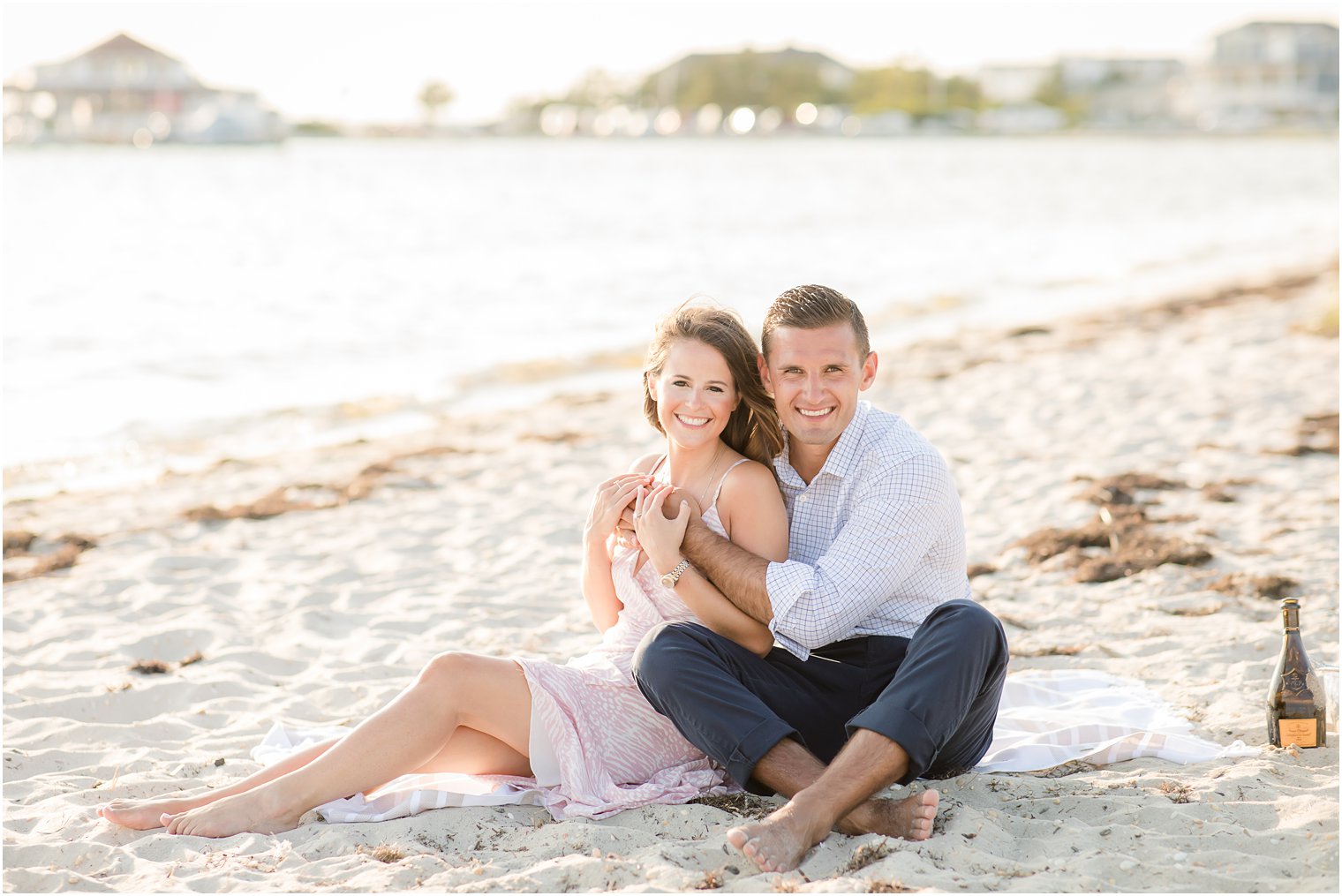 engagement session on Jersey Shore with Idalia Photography