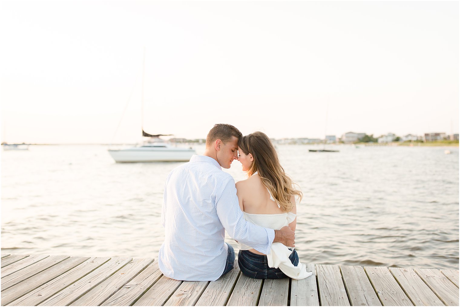 Jersey Shores engagement photo with Idalia Photography