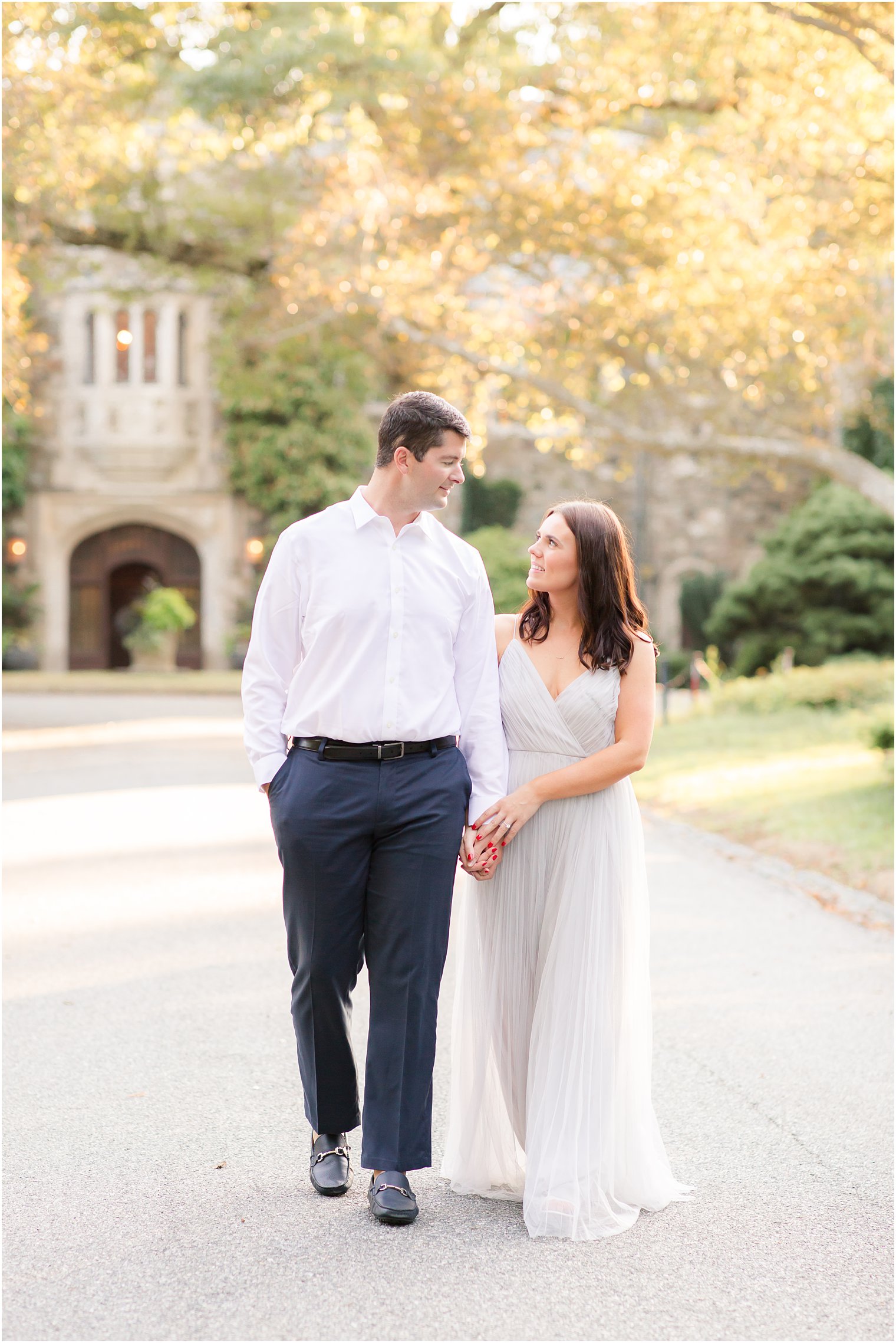 summer engagement photos with Idalia Photography