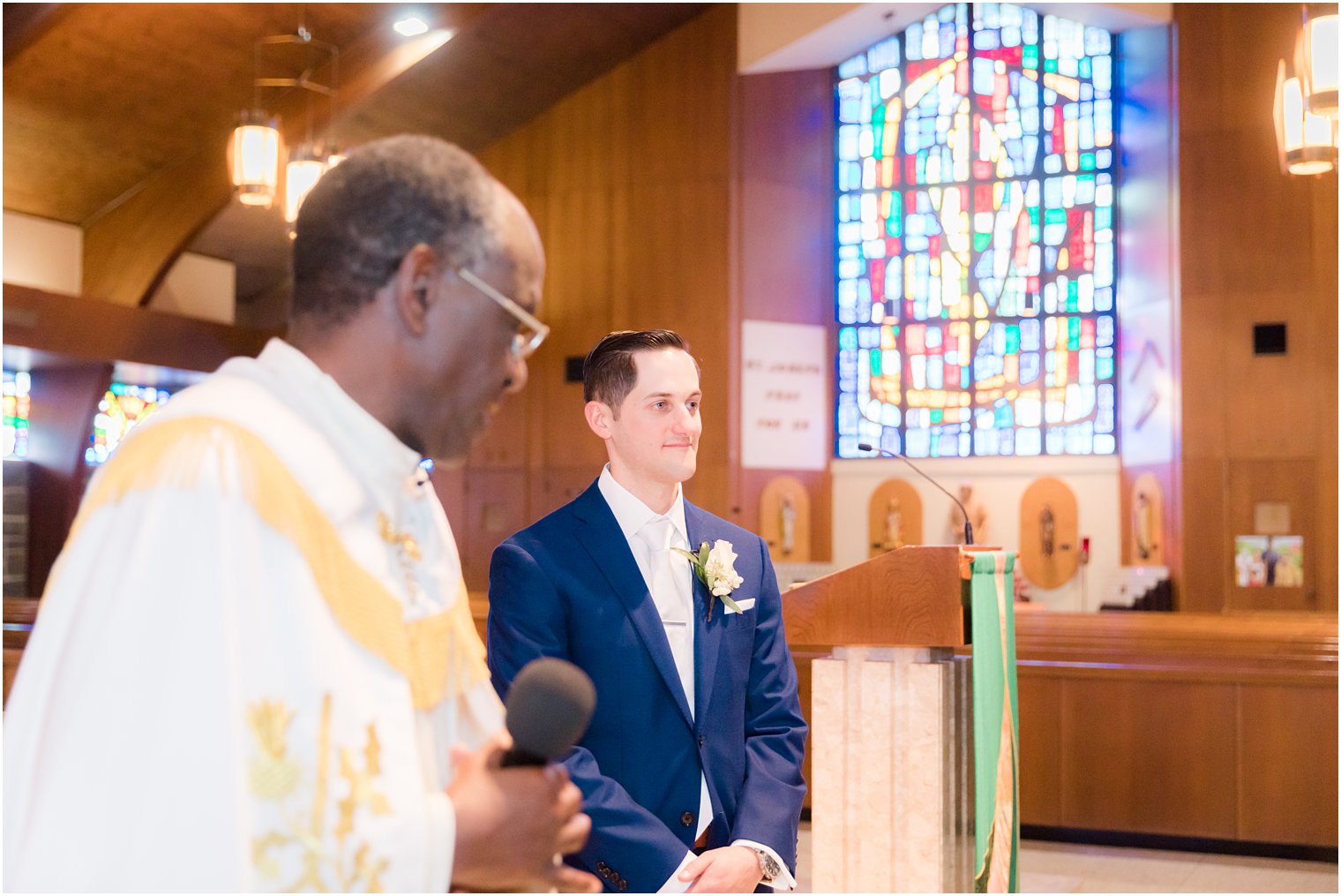 groom sees bride for the first time photographed by Idalia Photography