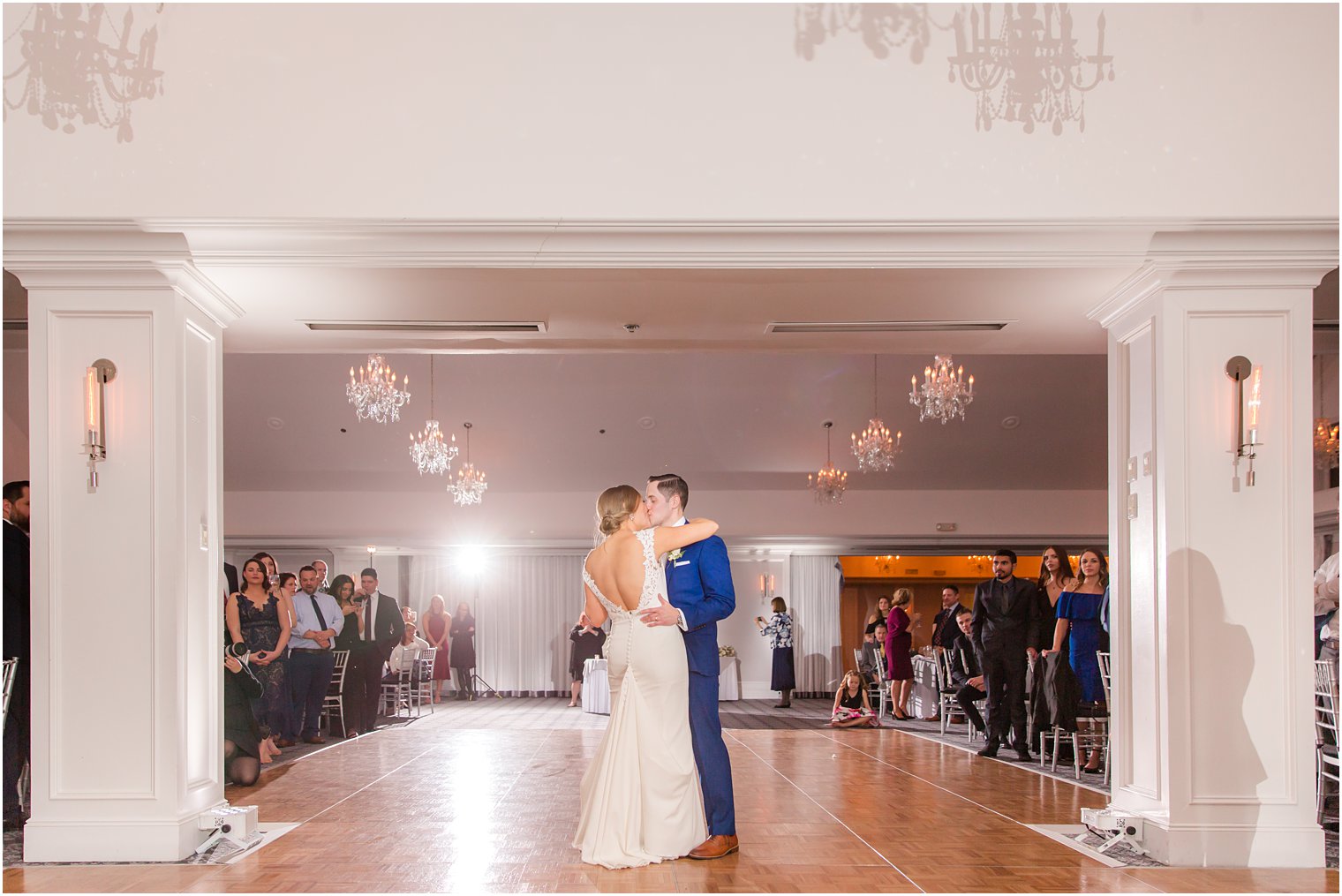 Idalia Photography captures first dance at New York Country Club