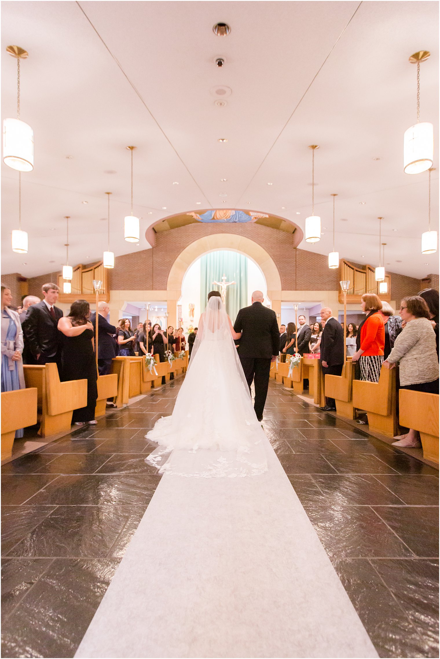 traditional church wedding photographed by Idalia Photography