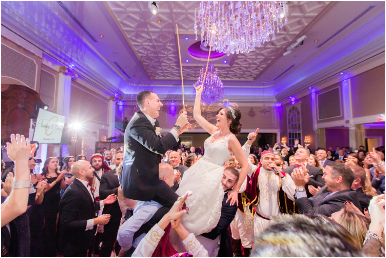 Lebanese wedding reception photographed by Idalia Photography 