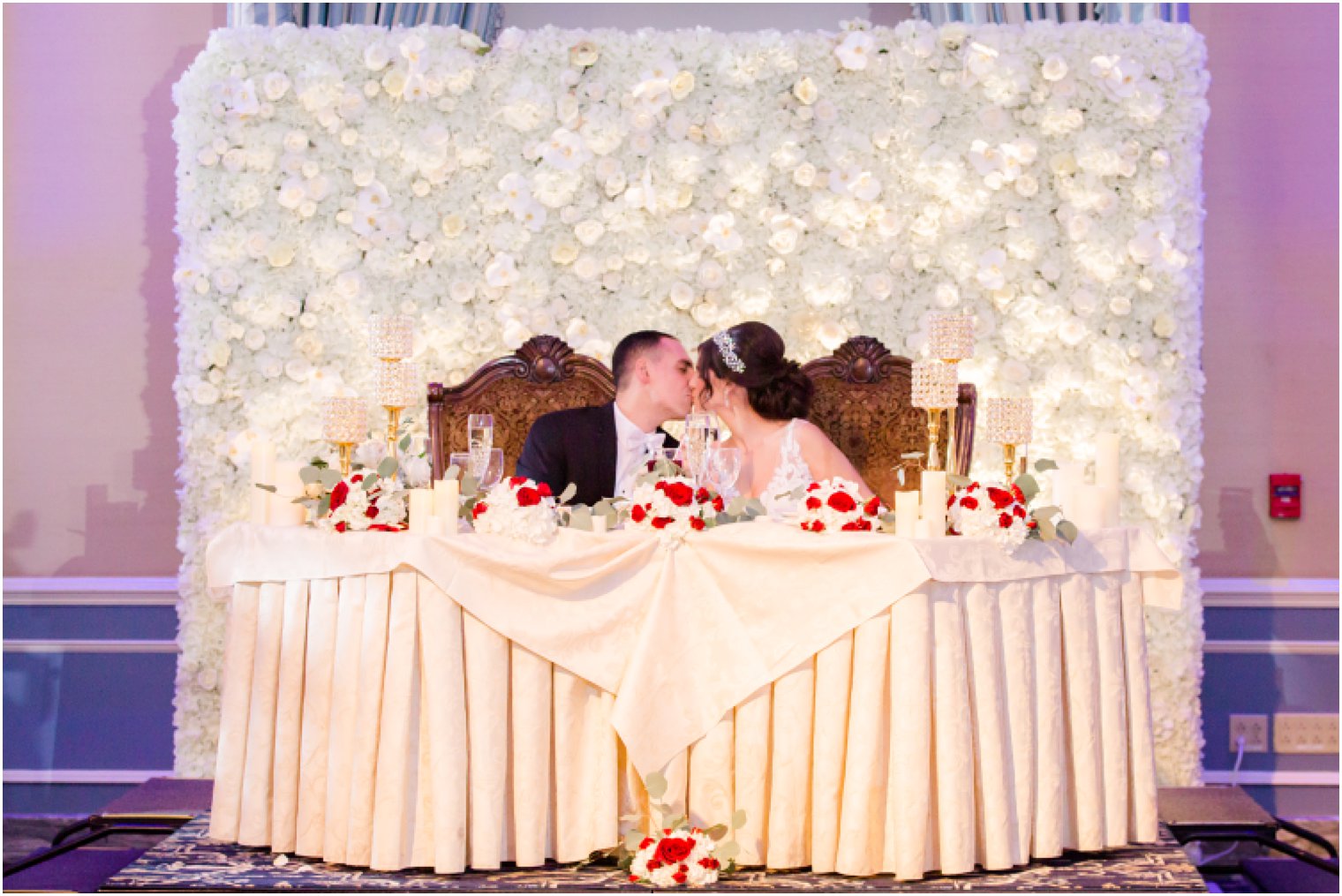 sweetheart table photographed by Idalia Photography at the Palace at Somerset Park