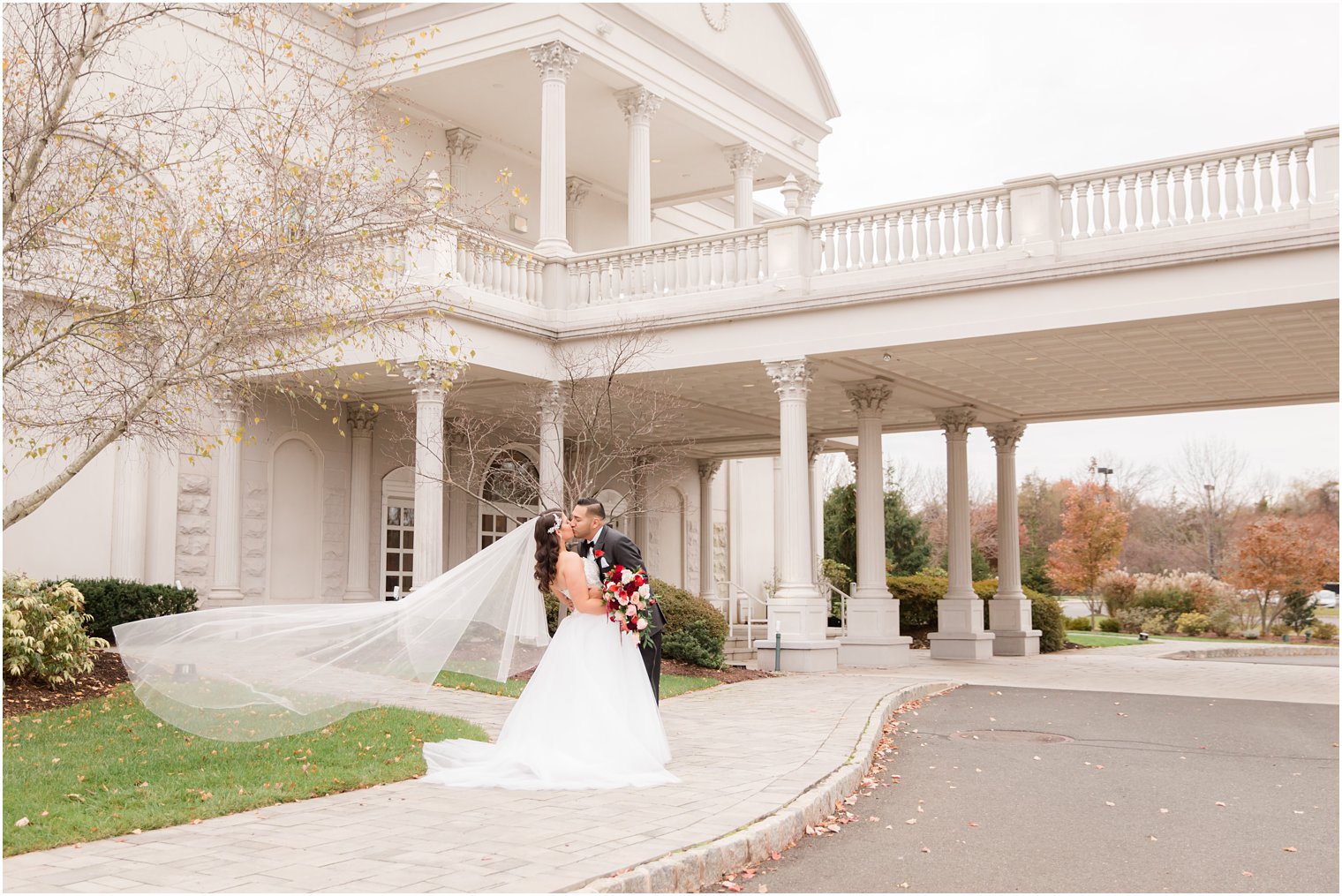 fall wedding day at the Palace at Somerset Park with Idalia Photography