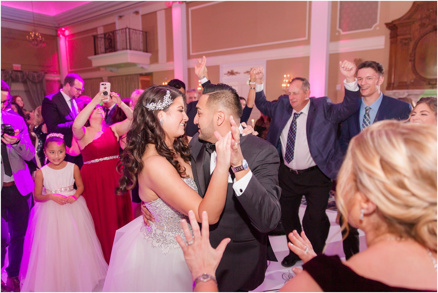 wedding reception dancing photographed by Idalia Photography