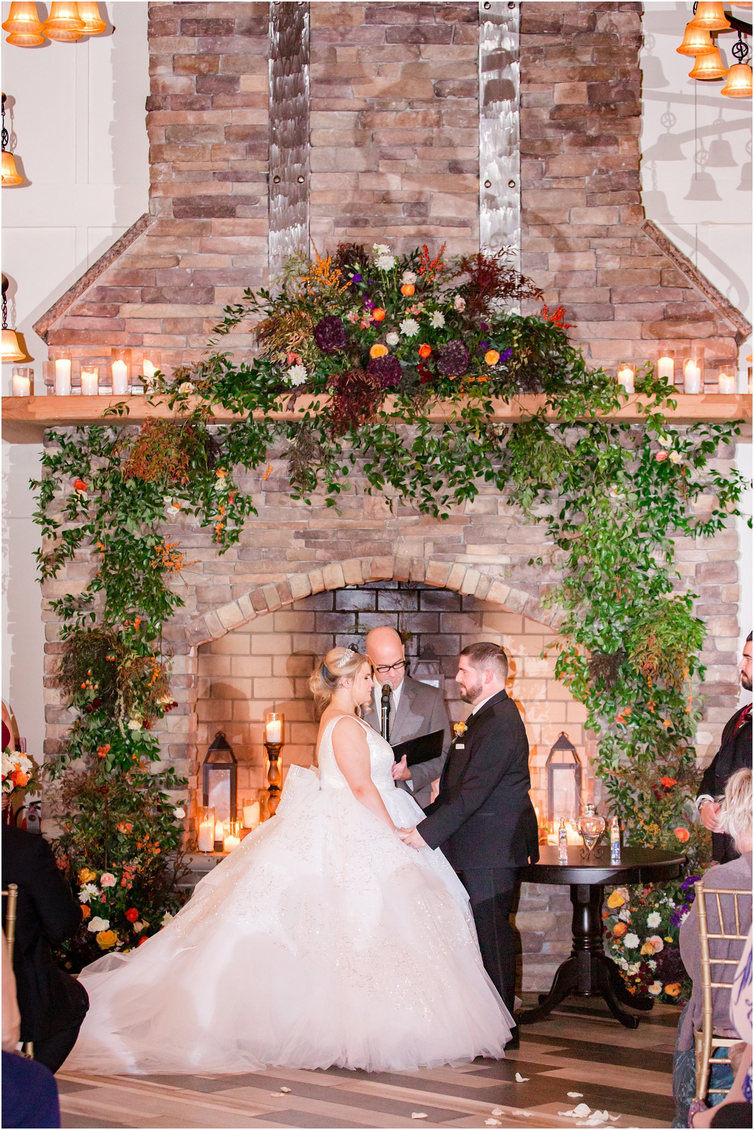 fall wedding ceremony at Ryland Inn with Idalia Photography