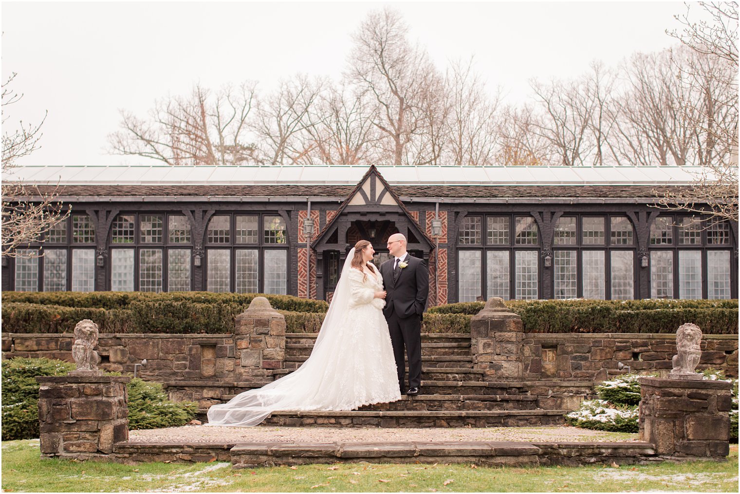 classic winter wedding at Pleasantdale Chateau winter wedding