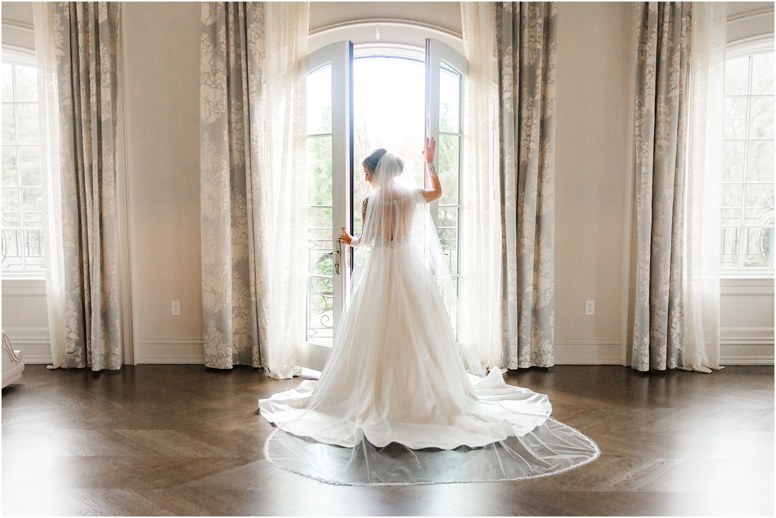 bridal portrait at Park Chateau Estate bridal suite