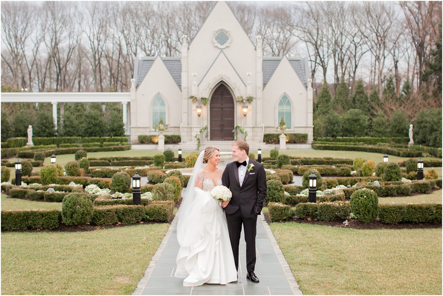 winter wedding at Park Chateau Estate