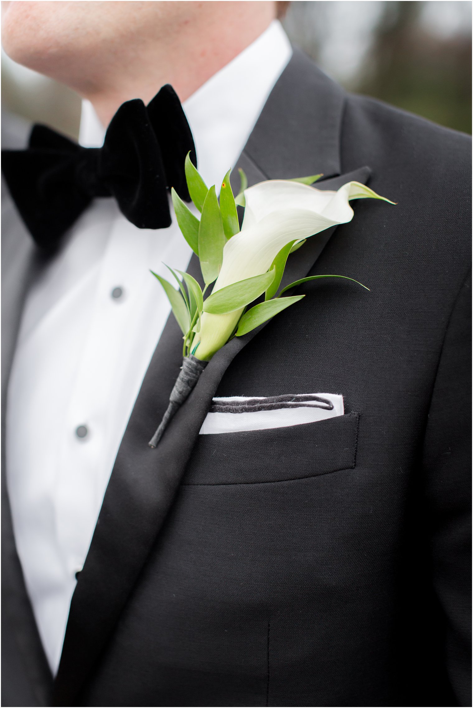 Groom's boutonniere