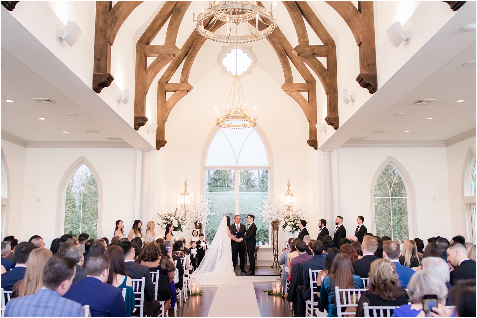 Wedding ceremony in Park Chateau Estate chapel