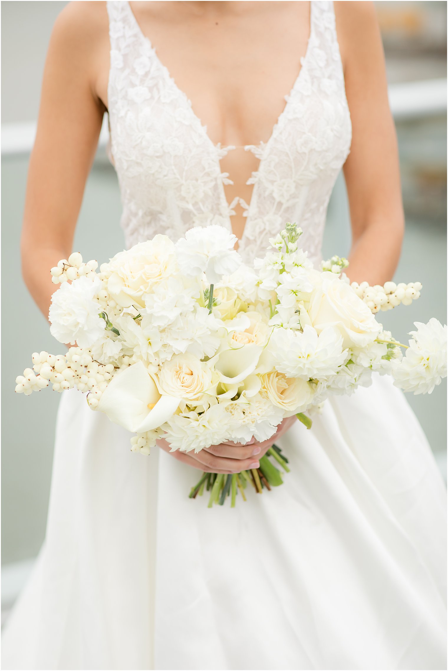 Wedding bouquet by Karma Flowers | Envue Hotel Wedding Editorial