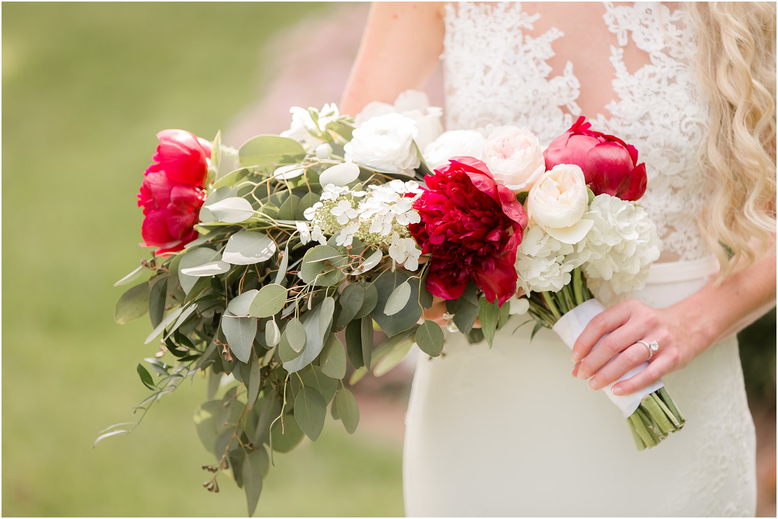 Bridal bouquet by Beethoven's Veranda