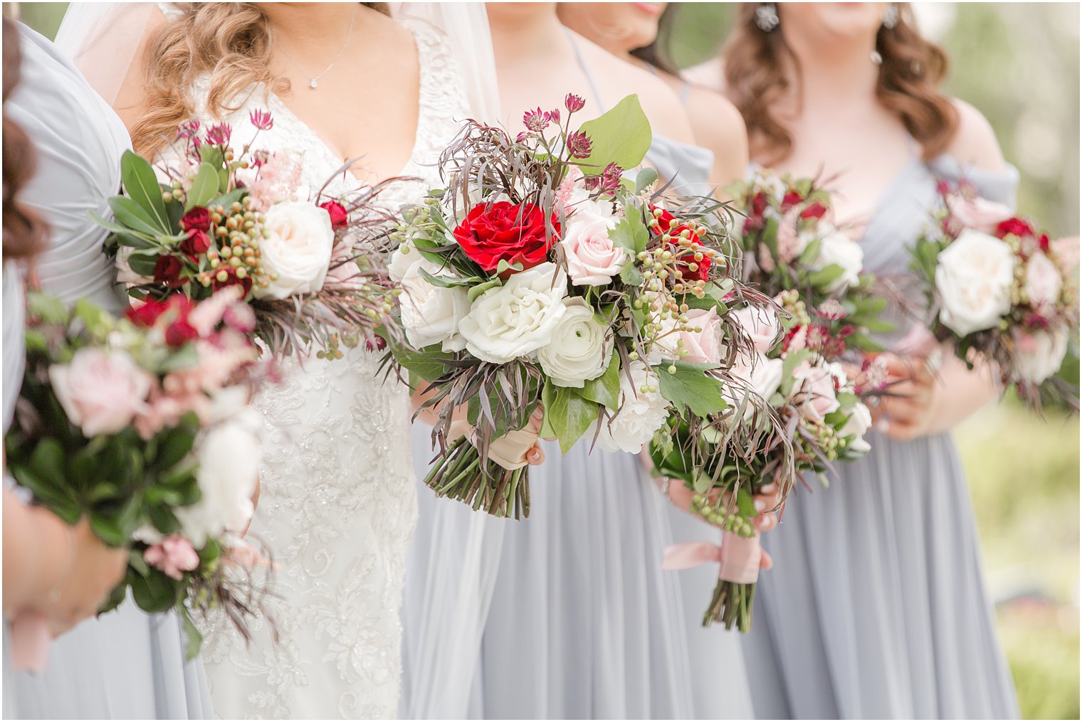 Bride and bridesmaid bouquets by Petal Pushers Magnolia