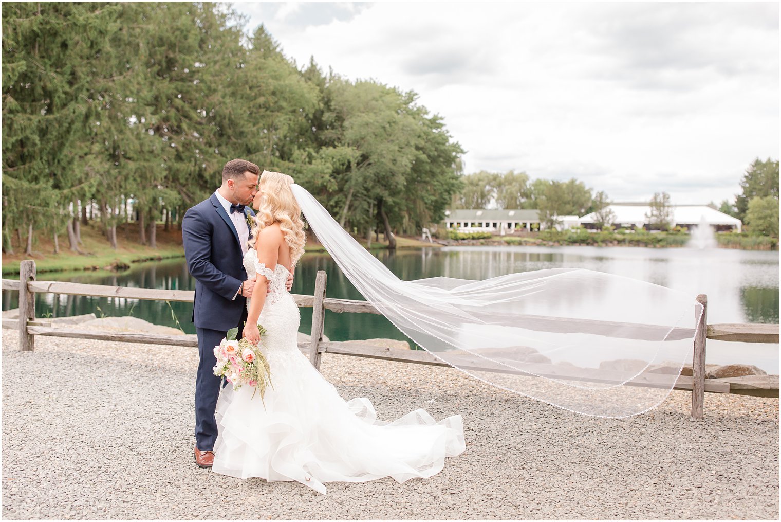 Romantic veil photo at Windows on the Water at Frogbridge