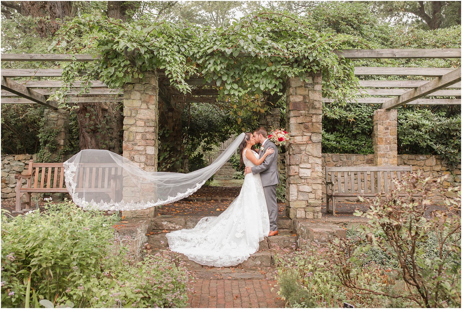 Floating veil photo at Cross Estate Gardens