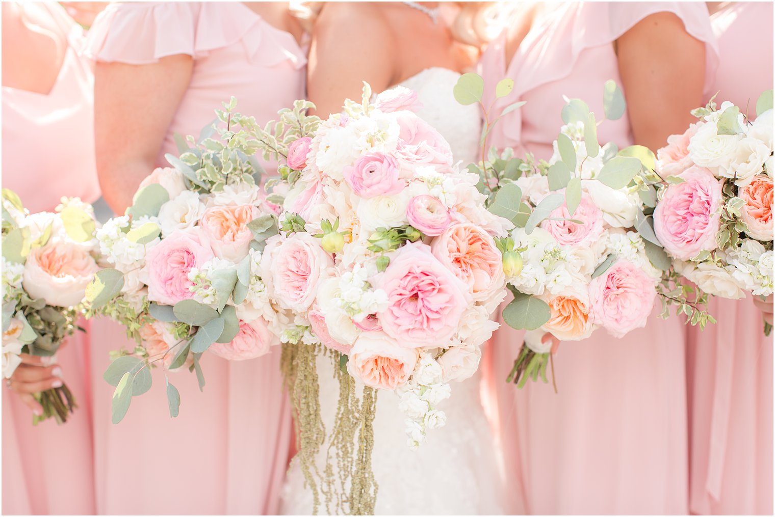 Bridal bouquet by Peonies to Paintchips