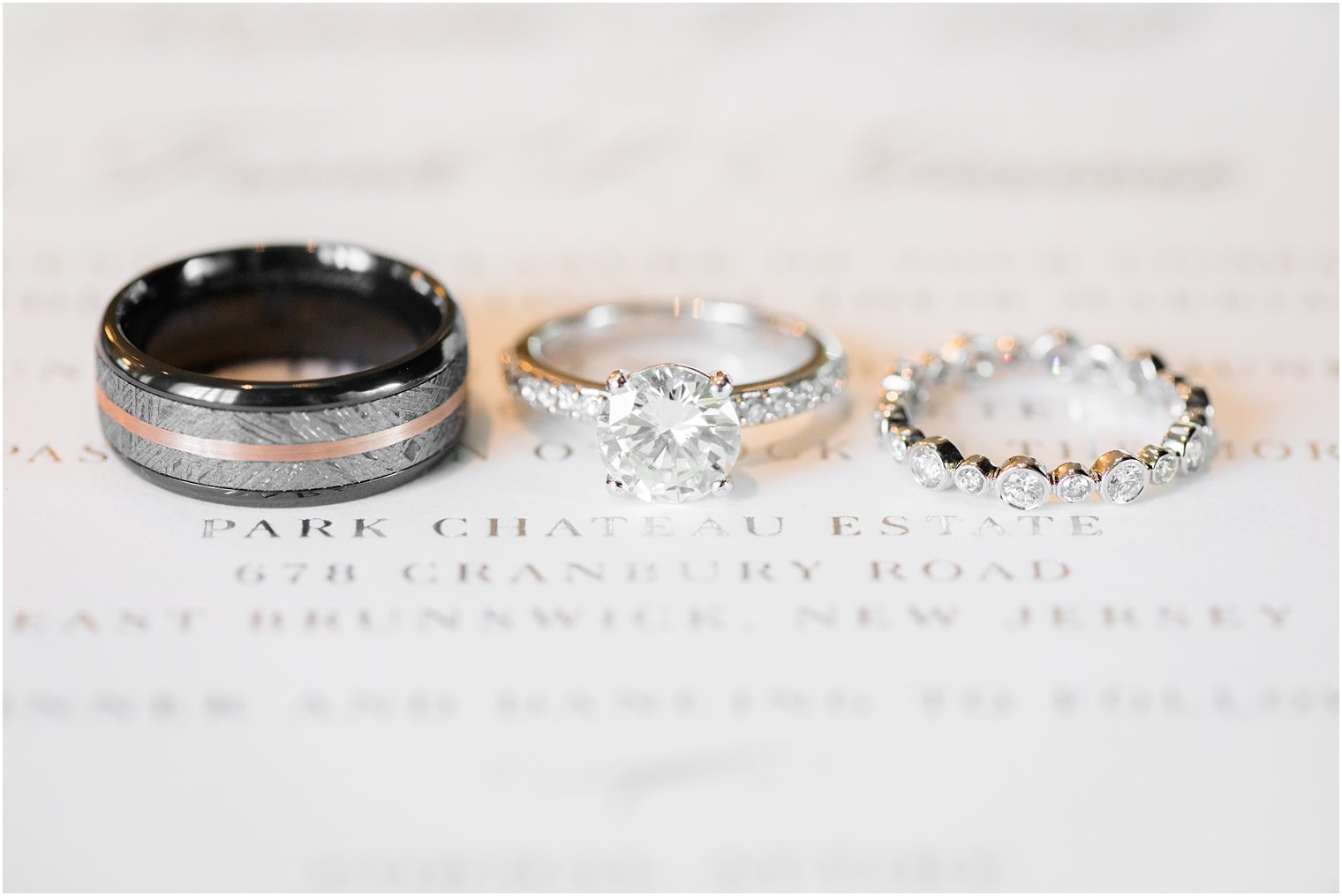 Wedding bands for a timeless and classic wedding