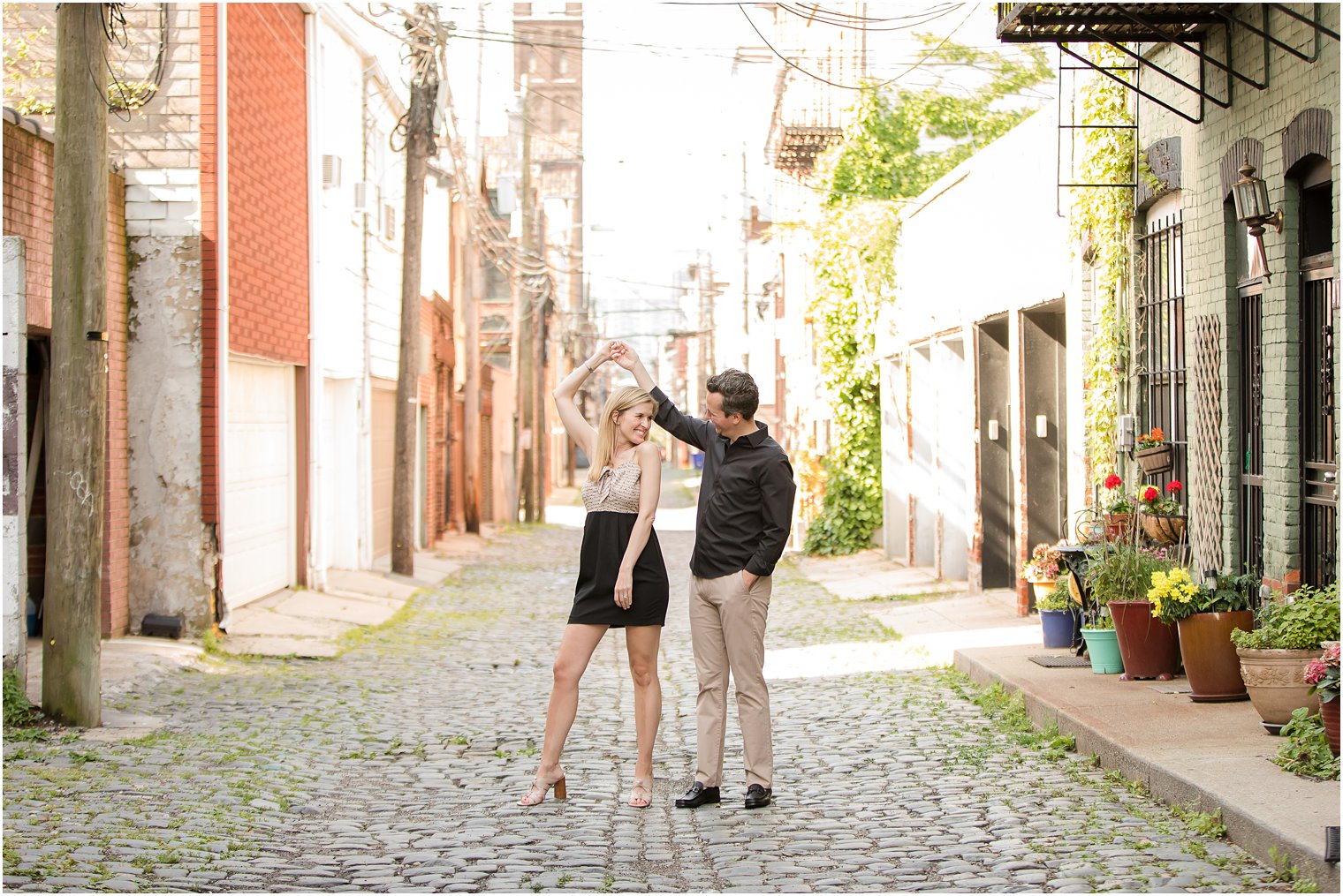 Couple dancing in Court Street