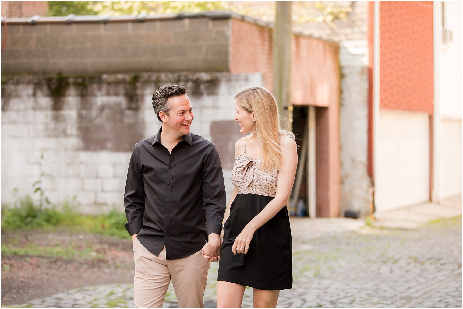 Couple walking at Court Street